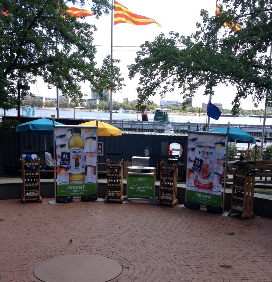 Honest Tea at Spruce Street Harbor Park